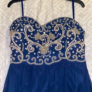 Sean collection size 8 formal dress